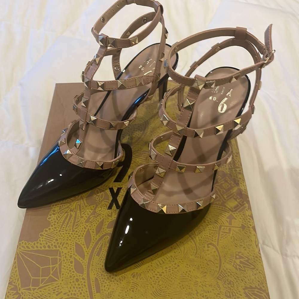 Mix no.6 black/nude heels